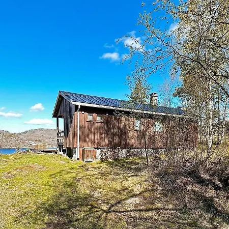Two-bedroom In 4 Farsund