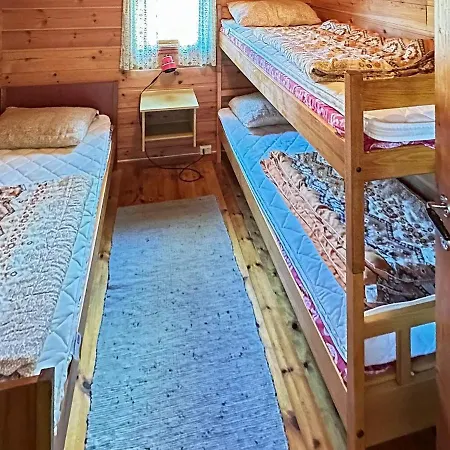 Prázdninový dům Two-bedroom In 4 *